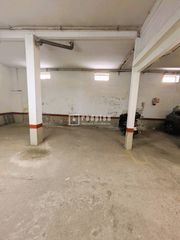 Lloguer Aparcament cotxe  De lope de haro. Se alquilan dos plazas de garaje en calle lope de haro