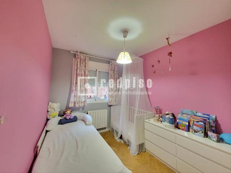 Foto 5fe38dd5-e9b2-49d2-8d61-32875e5b86fa. Pis amb calefacció aparcament piscina a Brezo Valdemoro