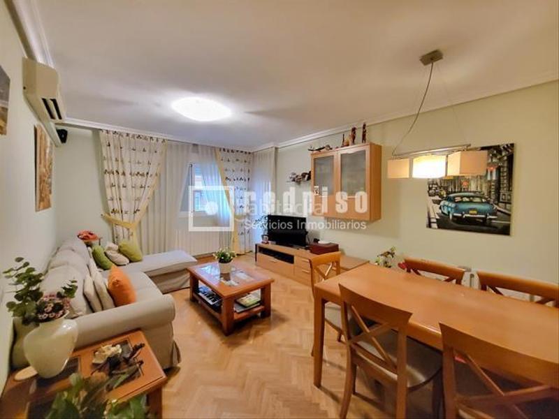 Foto 8ecbd922-29ab-4d14-9c9b-eaa25732399c. Pis amb calefacció aparcament piscina a Brezo Valdemoro