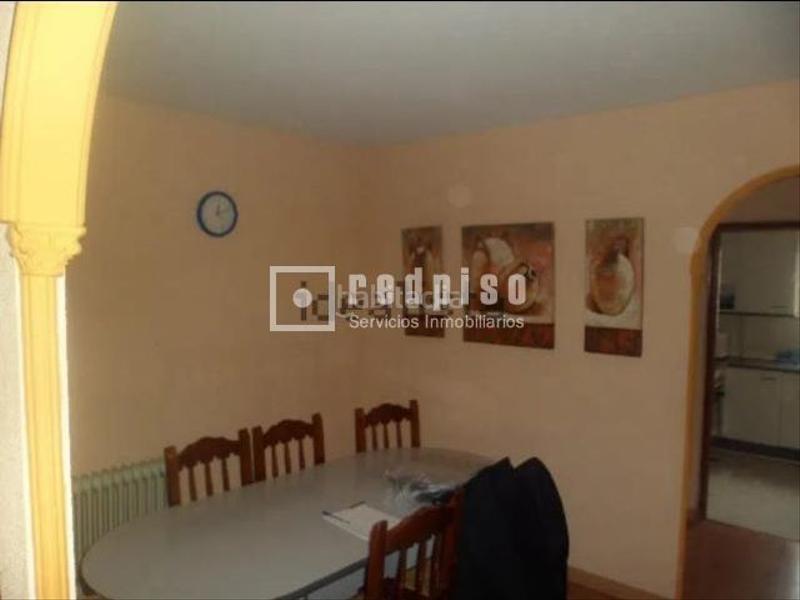 Foto 7c48d27e-6f93-446f-8ec7-9a6be411928f. Etagenwohnung mit heizung parking in Centro Valdemoro