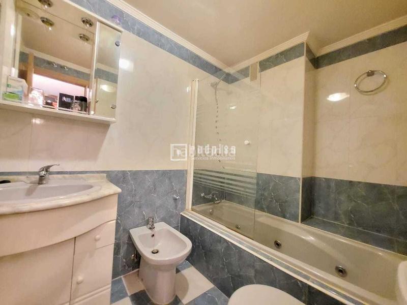 Foto 0e2abac7-46b3-4b81-aac4-11268ac322a8. Piso tu nuevo hogar te espera! finca del 2003 con ascensor, espectacular piso de tres dormitorios, dos baños y plaza de garaje. en Valdemoro