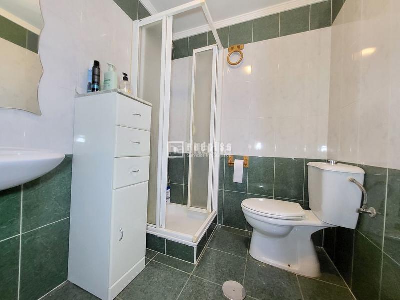 Foto 5e2fd1bf-2942-4208-aa1b-793d88abd832. Piso tu nuevo hogar te espera! finca del 2003 con ascensor, espectacular piso de tres dormitorios, dos baños y plaza de garaje. en Valdemoro