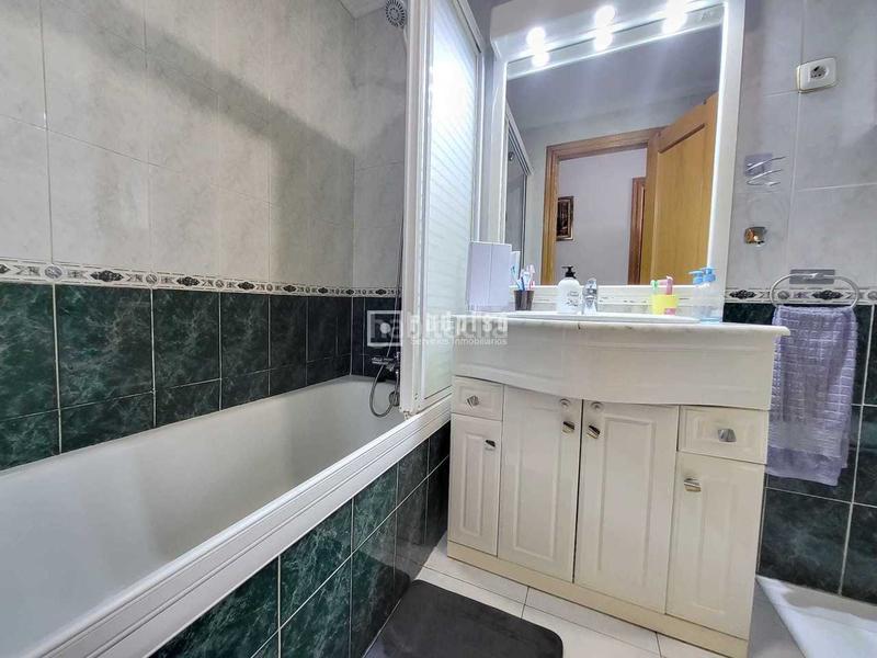 Foto 2845c0fe-63e8-4cca-bc9e-b56586e01f3d. Appartement avec parking piscine dans Centro Valdemoro