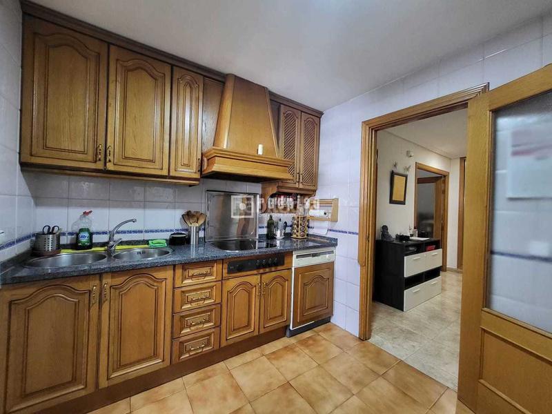 Foto c814a6a3-11f4-4c2b-b84f-8d20c7f230cc. Appartement avec parking piscine dans Centro Valdemoro