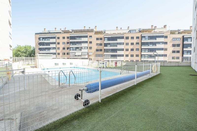 Foto 83568d4e-873d-4041-a1b7-30e668d991ea. Pis amb calefacció aparcament piscina a Estación Valdemoro