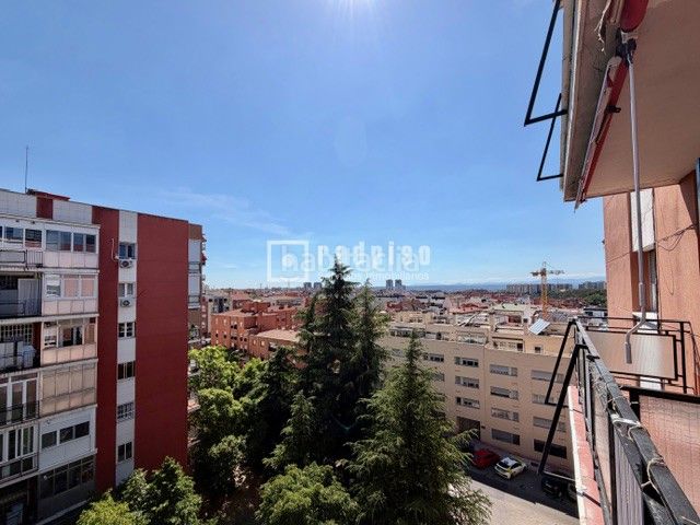Foto 3773c934-871e-4f0e-bb51-35699b3222df. Lloguer pis a Almenara-Ventilla Madrid