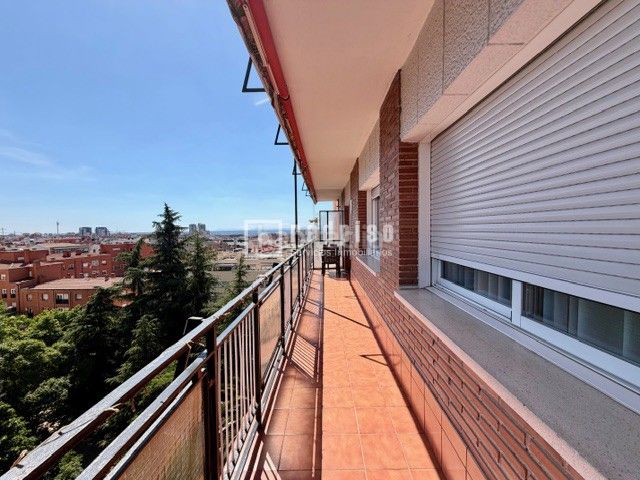 Foto 441aecba-6d47-4932-8e43-69efb3d15f23. Lloguer pis a Almenara-Ventilla Madrid