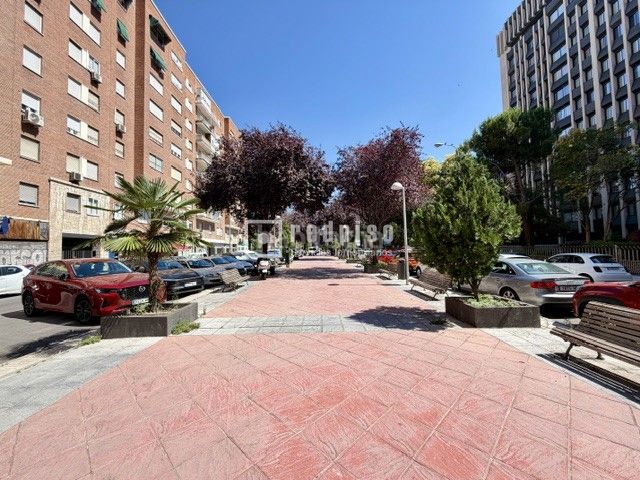 Foto aed0fb34-6864-404a-8ed3-a6bd0aef74f9. Pis amb calefacció a Castilla Madrid