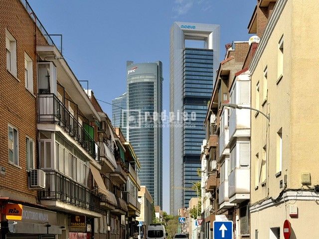 Foto 24cfc6a8-8802-4f7b-a6a6-dc74faca1a3d. Pis amb calefacció a Almenara-Ventilla Madrid