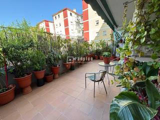 Appartement  Ascao. Piso planta baja con amplio patio privado en la zona, muy proxim