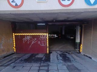 Car parking in EMILIO FERRARI