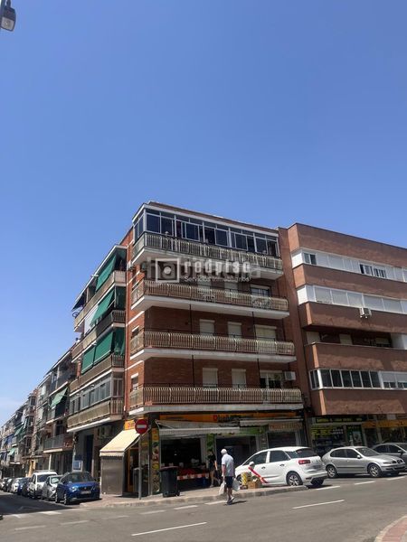 Foto 530ffd8c-081b-43f5-b883-434babe880d8. Piso en Pueblo Nuevo Madrid