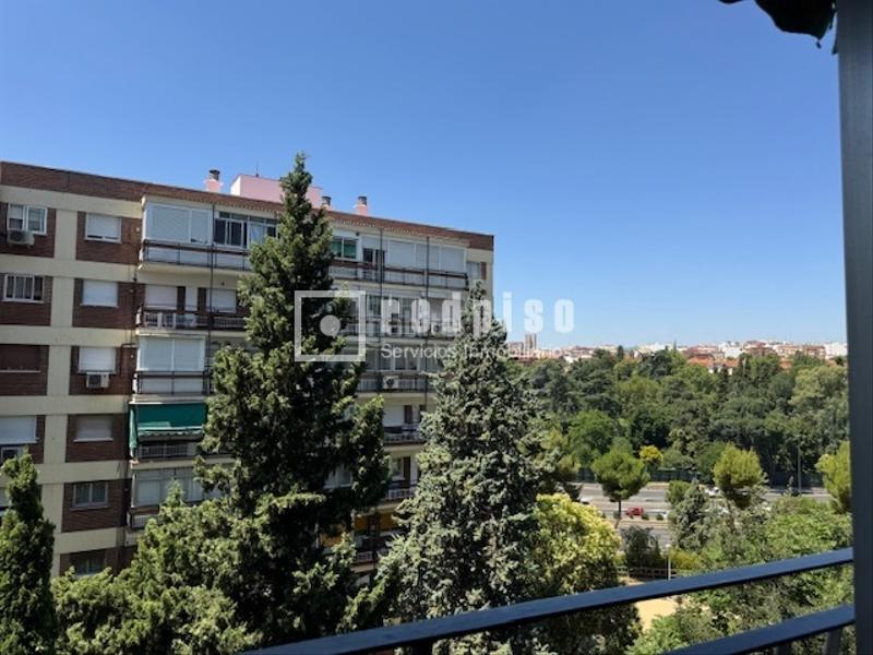 Foto 6207cde2-309a-4342-b10f-bb15195d74ac. Piso en Ventas Madrid