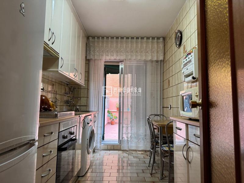 Foto ae265cc8-9c16-44be-955d-8b1fb02b8cdd. Piso en Ventas Madrid