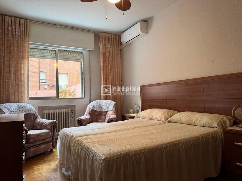 Foto cf9611dd-25d4-4f9c-ae64-56d71a8f65e0. Piso en Ventas Madrid