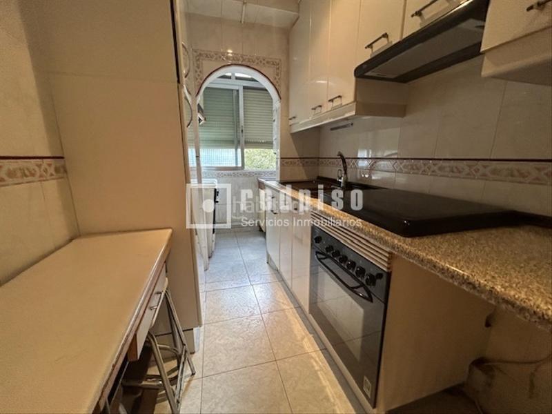 Foto b67be36f-2cb7-409a-921a-7fb264f73c38. Flat with heating in Ventas Madrid