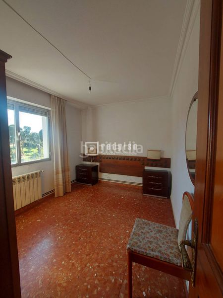Foto 01a5a417-5a1b-4e92-9c19-105adc63f04e. Flat with heating in Ventas Madrid