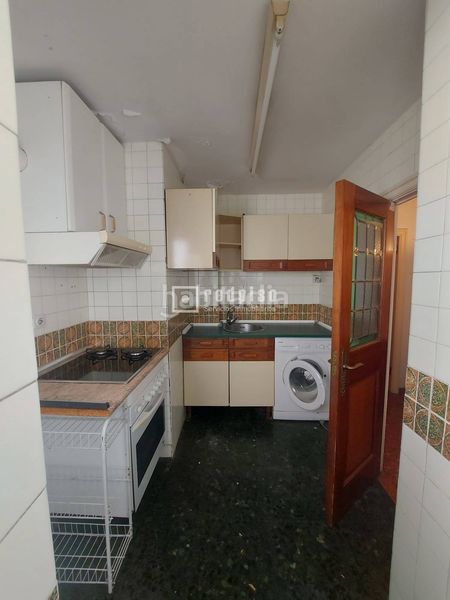 Foto c3cac5ab-aee4-45d3-9576-0b980c5aa66b. Flat with heating in Ventas Madrid