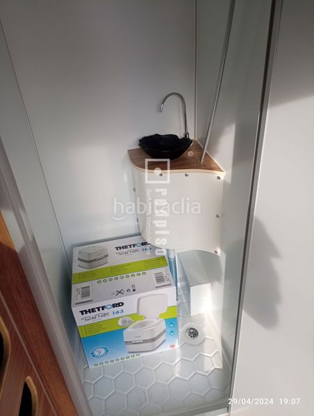 Foto 5cb8e20a-3a35-4d49-a61c-a45d9b3b08d0. Posto auto in Ventas Madrid