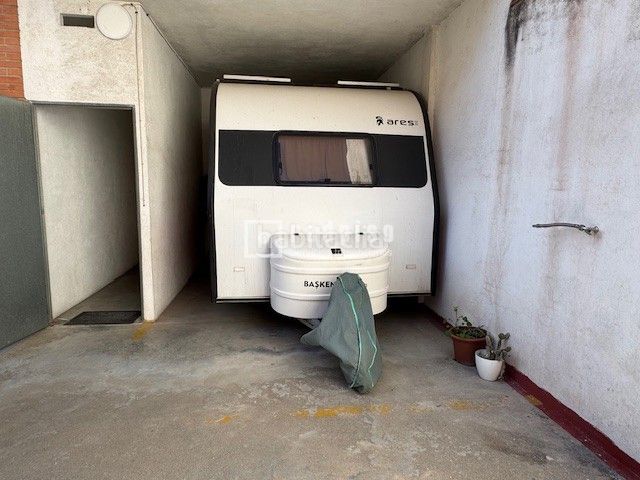Foto d17ff816-6bdd-4afd-9454-f81215134abf. Posto auto in Ventas Madrid