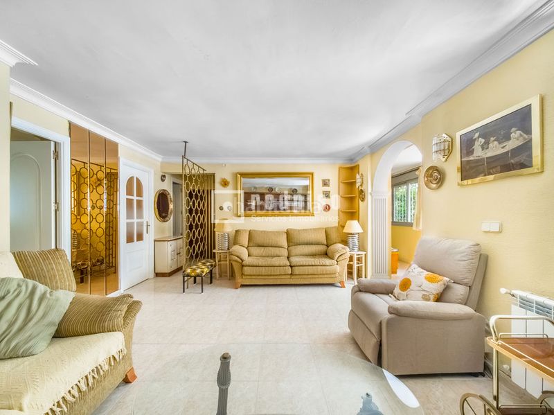 Foto f570ec6e-770a-4dd1-a9c0-32e460ce5057. Flat in Ventas Madrid