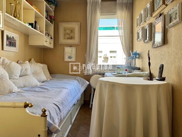 Foto c26d6dec-24e6-4748-b0b3-49eaba79ec4b. Pis a Ventas Madrid