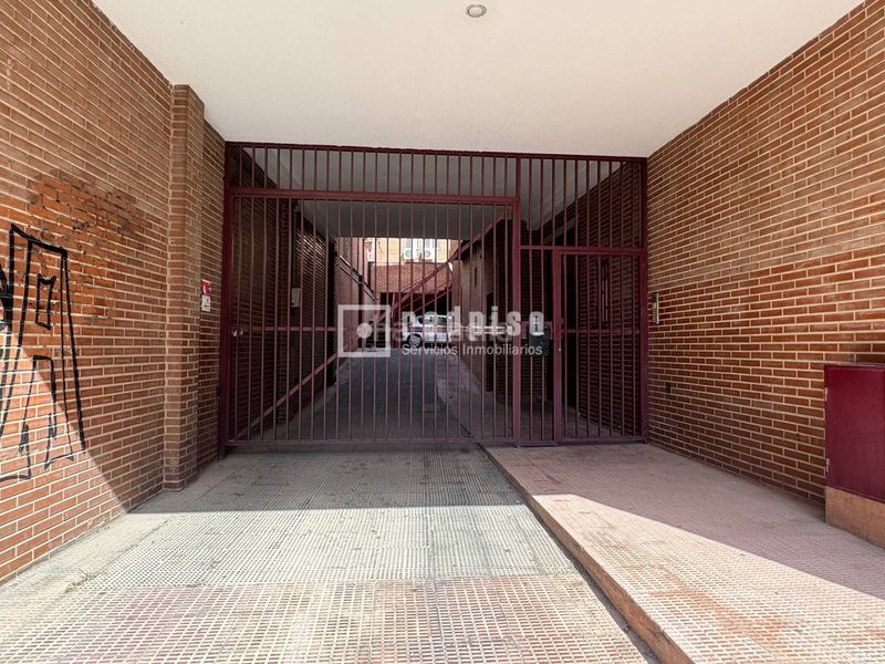 Foto 3d3459c7-27d3-42a0-a0b7-fbc353db5910. Aparcament cotxe a Ventas Madrid