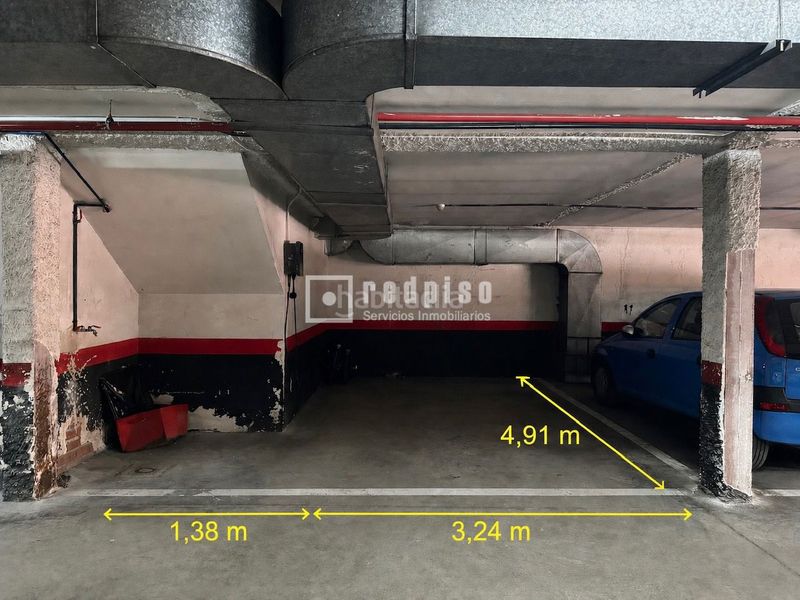 Foto 0a22d2b8-7906-4bc5-bf41-e4074d5f6f21. Posto auto in Ventas Madrid
