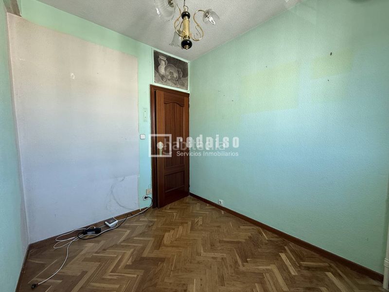 Foto 490725c4-8f76-4d8d-a92b-bb4373110c86. Piso  en torre en Ventas Madrid