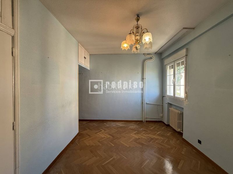 Foto 8d1e0053-2b8f-4a28-bd0e-f3c1a70b7e4d. Piso  en torre en Ventas Madrid