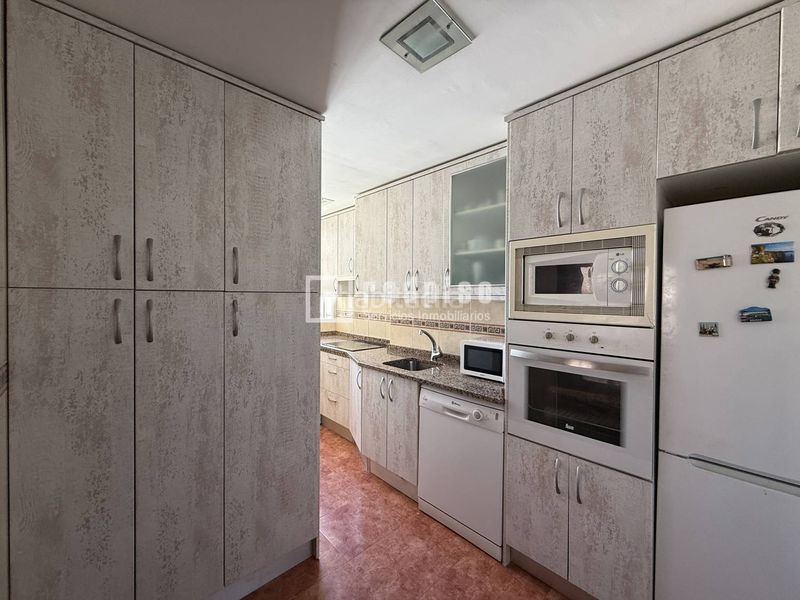 Foto aceceeec-0c2b-4a58-b0f3-fce965811023. Piso  en torre en Ventas Madrid