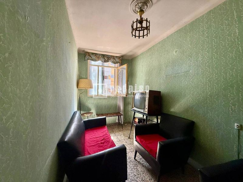 Foto 8df30c5b-3e52-49a6-bce0-aed4b0c614da. Flat with heating in Ventas Madrid