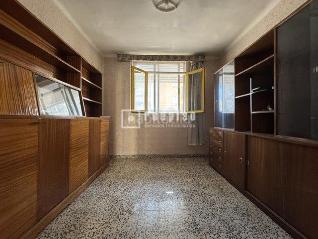 Foto 99b102e0-f208-45c4-b7b1-af6244bae3e6. Piso en Ventas Madrid