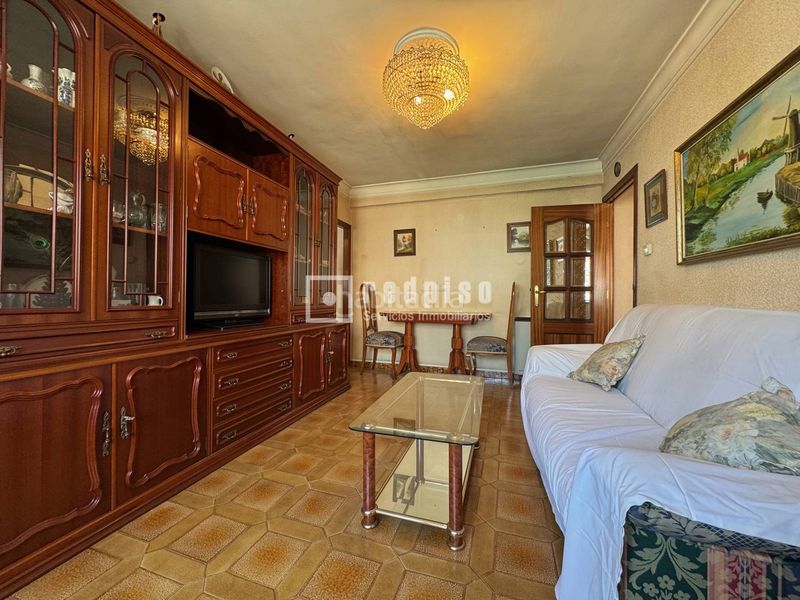 Foto 18923b2e-711f-42db-9b3e-7801227aa32a. Piso en Ventas Madrid