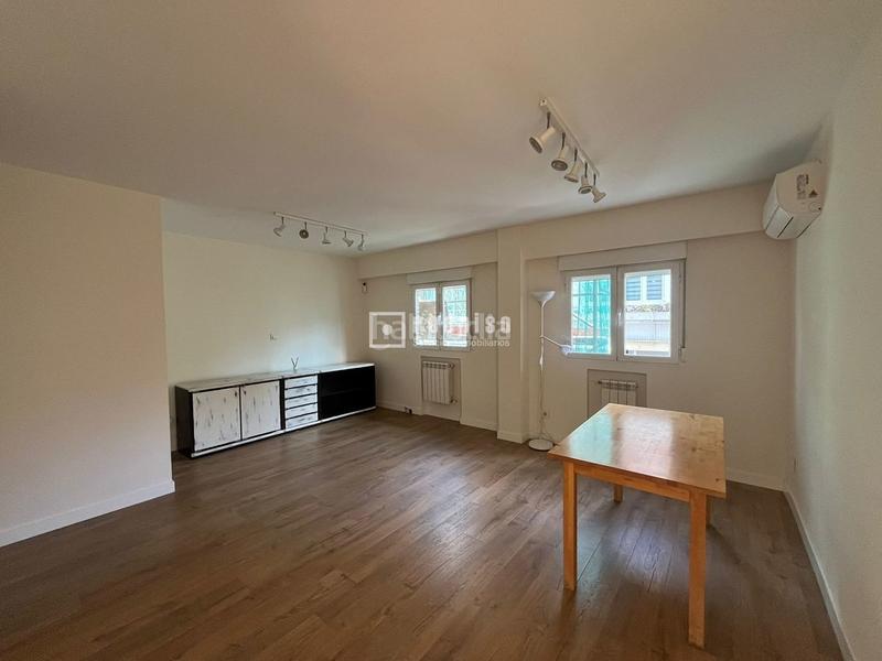 Foto 60cab10d-7ad6-47a7-80ba-8f42d3b316af. Etagenwohnung mit heizung in Ventas Madrid