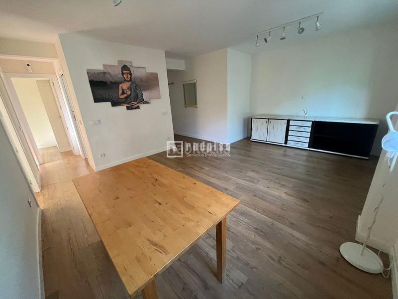 Foto 91d4374a-2636-45da-b0a9-ee8a55b22b25. Etagenwohnung mit heizung in Ventas Madrid