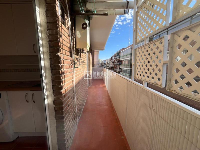 Foto b1f245a2-a95f-4ee8-93be-a5d2f31e1b29. Etagenwohnung mit heizung in Ventas Madrid