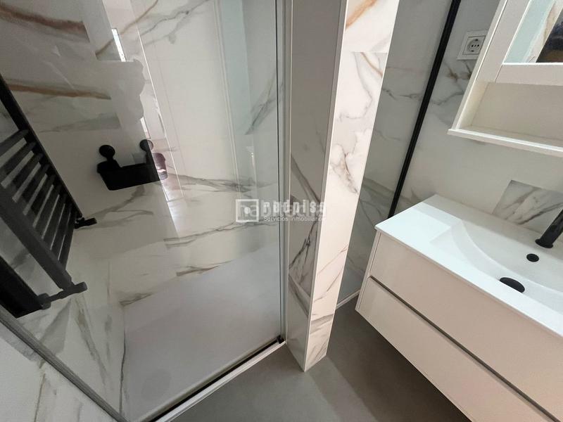 Foto fda2a54d-ef9e-4d65-bd69-da79ceb10c05. Etagenwohnung mit heizung in Ventas Madrid