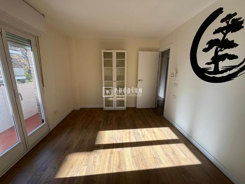 Foto 8e4ce0b1-8406-4efb-b62a-18192e5f023b. Flat with heating in Ventas Madrid