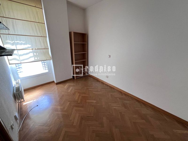 Foto 068eff8e-a3b8-4aed-99b2-af72205f759d. Pis amb calefacció aparcament a Ventas Madrid