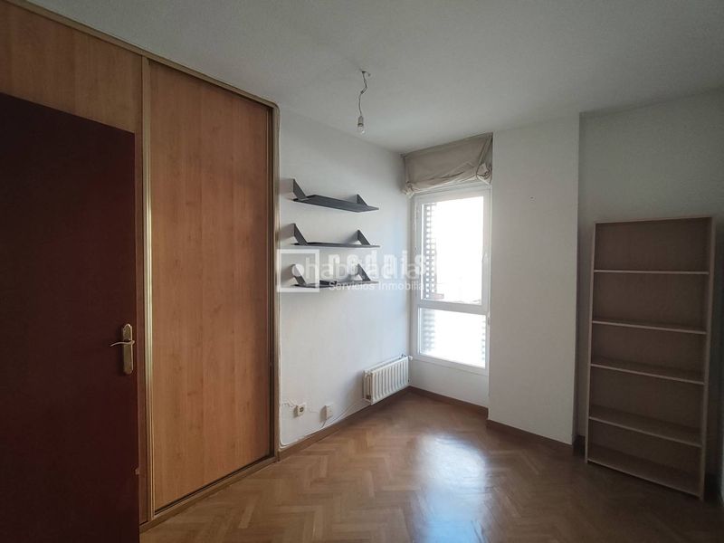 Foto 33623620-52fa-493b-9124-7566ba7c266e. Pis amb calefacció aparcament a Ventas Madrid