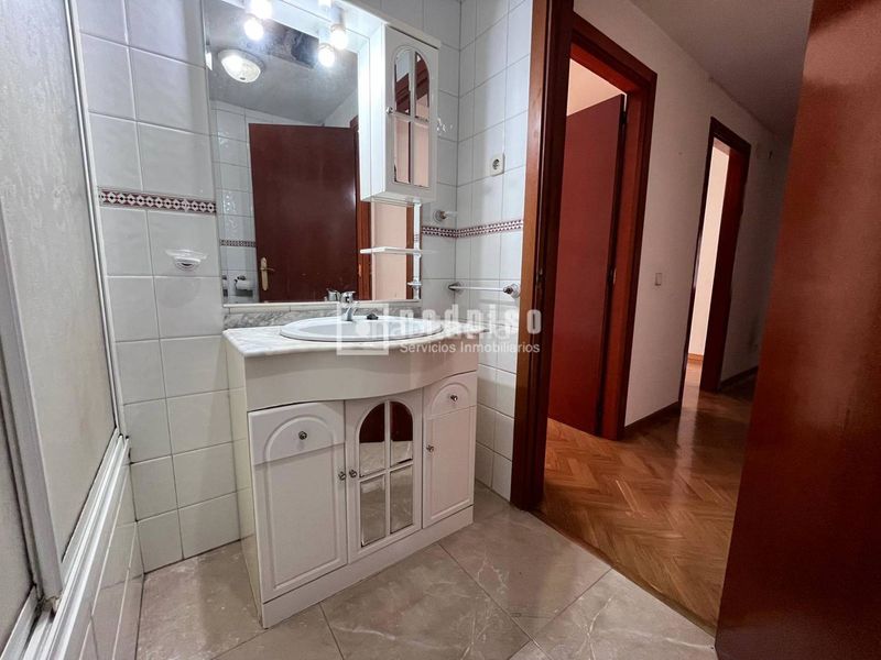 Foto 6e302194-2bdd-4fd3-9fb9-edafbd0aa63e. Pis amb calefacció aparcament a Ventas Madrid