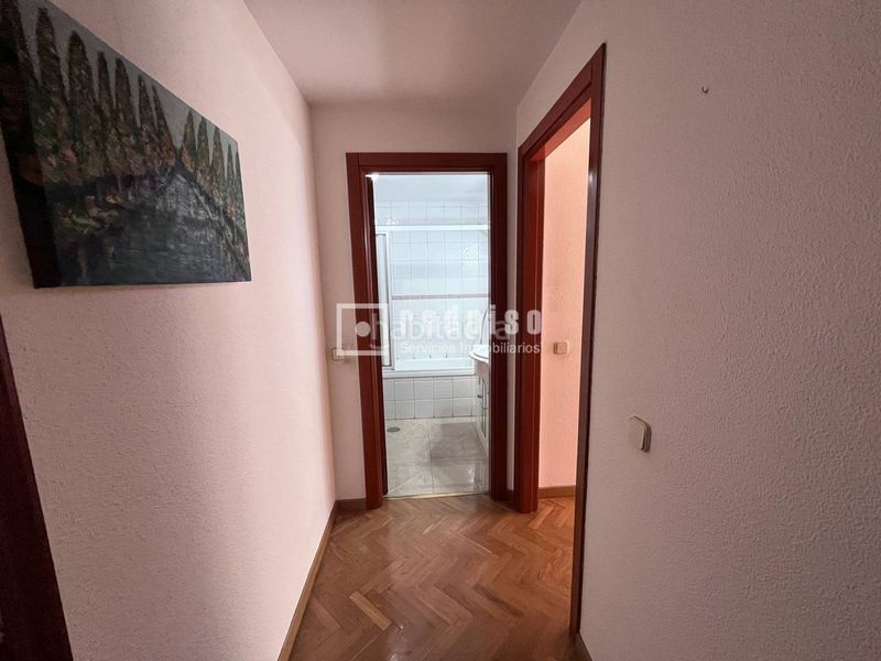 Foto 70eb6966-d15a-4e97-b691-ed672079b932. Pis amb calefacció aparcament a Ventas Madrid