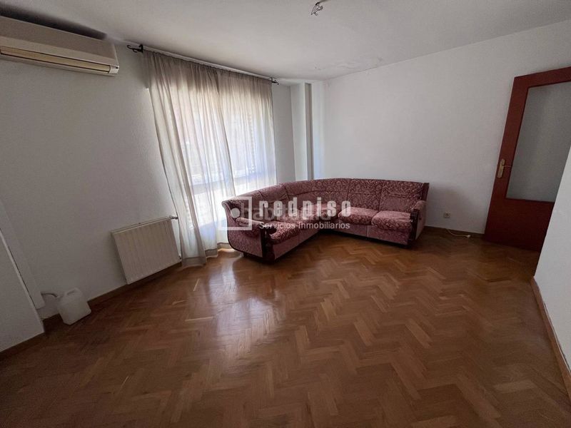 Foto 72fc8046-e765-4827-ad0c-7e7a83a3994e. Pis amb calefacció aparcament a Ventas Madrid