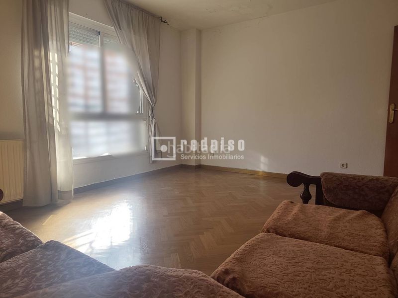 Foto a977e9e2-17a3-414f-b024-a1043c8c7f97. Pis amb calefacció aparcament a Ventas Madrid
