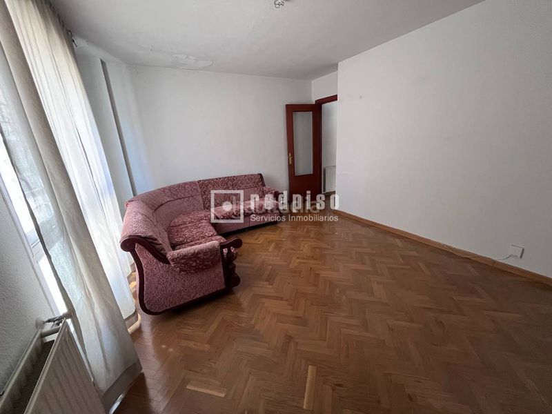 Foto de4d566f-6eb1-4e31-93b7-4a5313864e20. Pis amb calefacció aparcament a Ventas Madrid