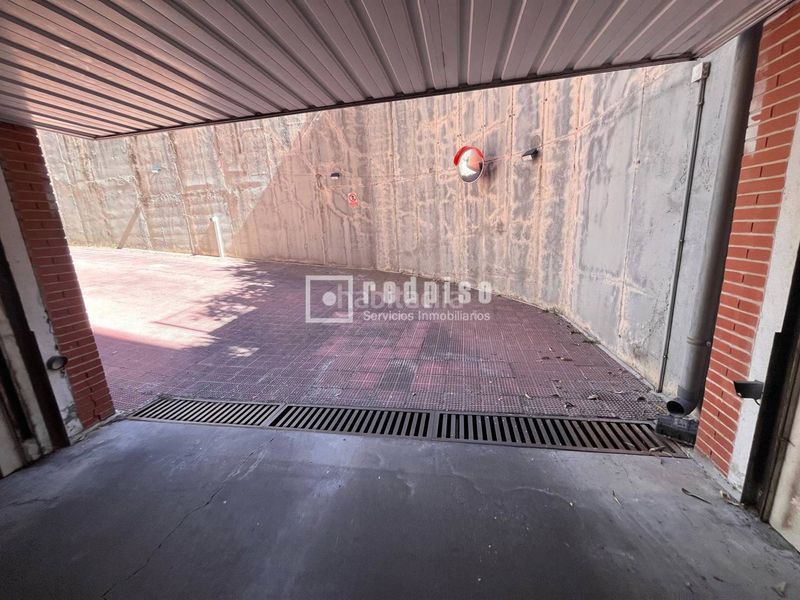 Foto a7f27ccd-1e76-434b-a30c-c62f1dbe3827. Pis amb calefacció aparcament a Quintana Madrid