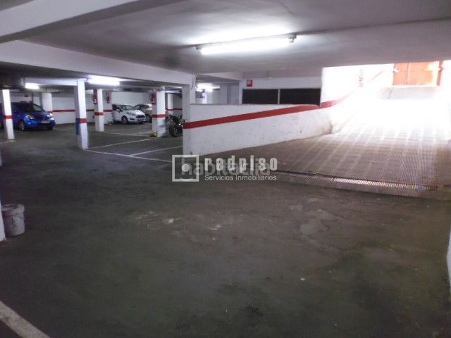 Foto 9ef73087-8ce5-4389-b5ce-da2127527fe9. Aparcament cotxe a Ventas Madrid