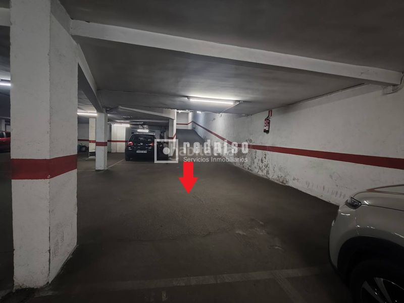 Foto e53ce2cc-5d2c-44e0-a437-47c30f1fa3ec. Aparcament cotxe a Ventas Madrid
