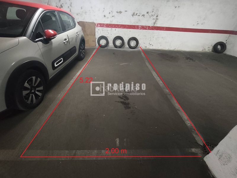 Foto e907bfcd-2601-49f7-9e20-cb9bef995677. Aparcament cotxe a Ventas Madrid